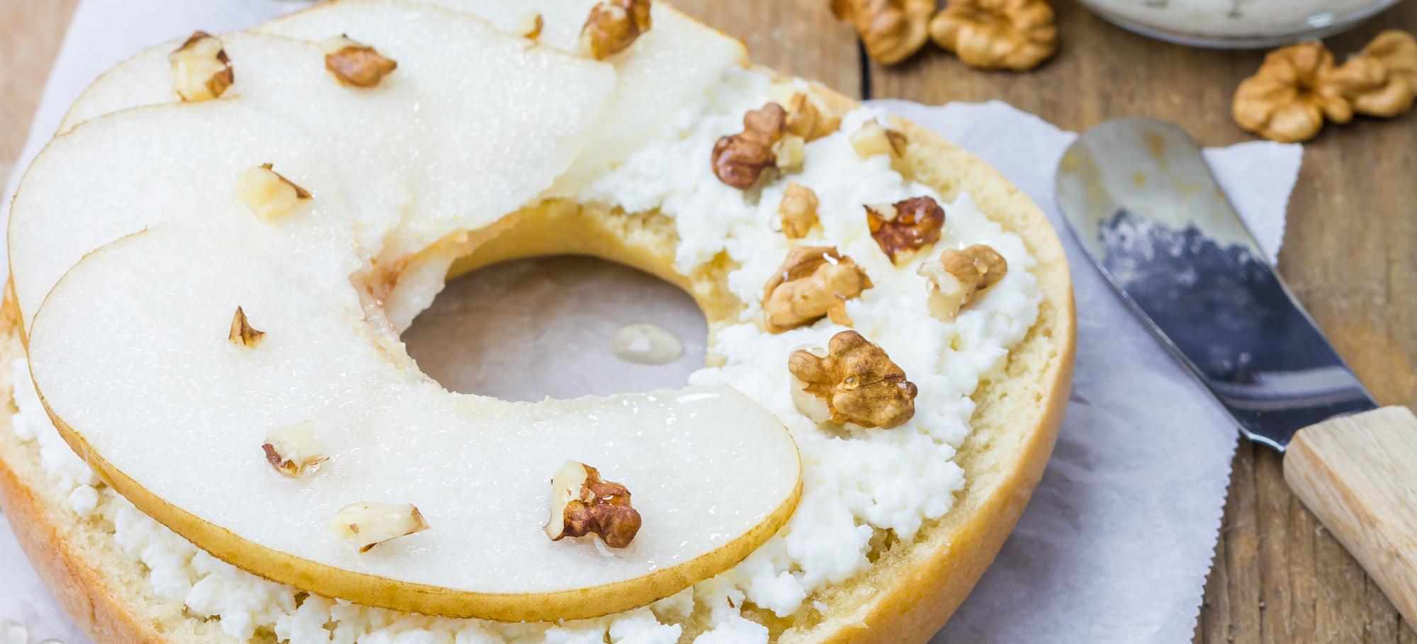 Bagel poire et gorgonzola Bagel poire et gorgonzola