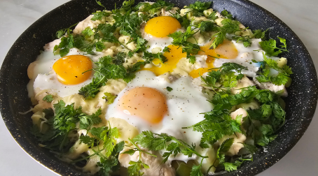 Poêlée de légumes au poulet façon chakchouka