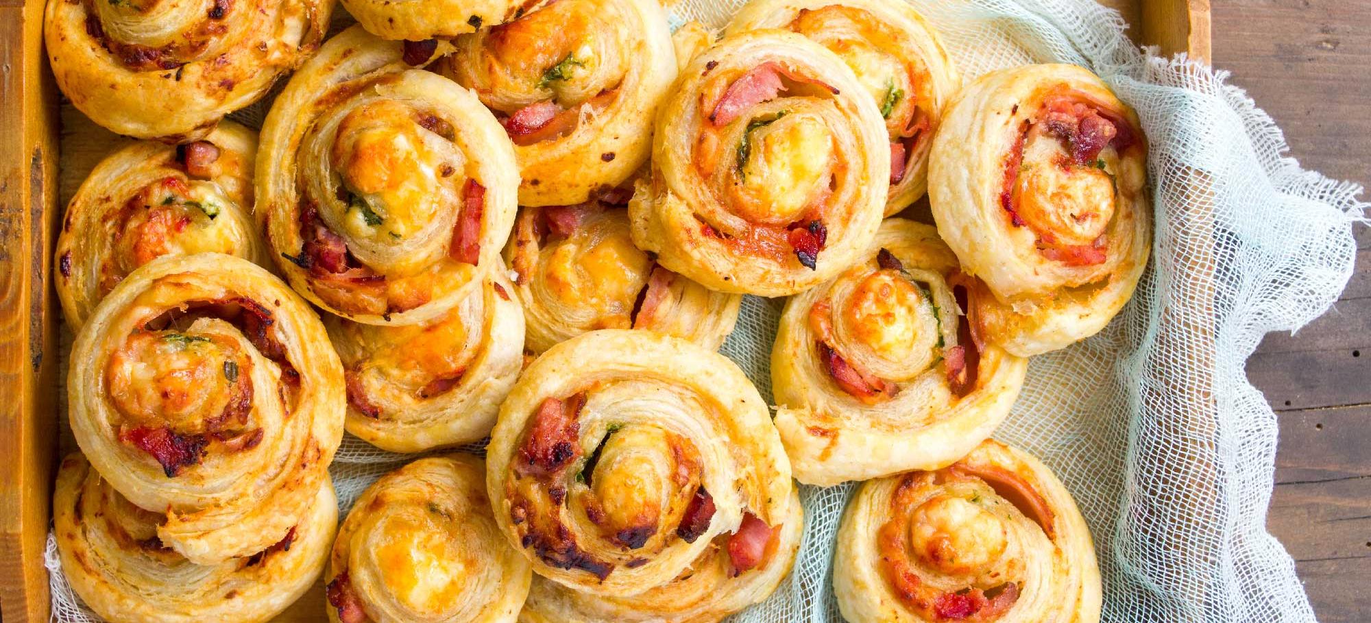 escargots ,feuilletés, jambon fromage, escargots ,feuilletés, jambon fromage,