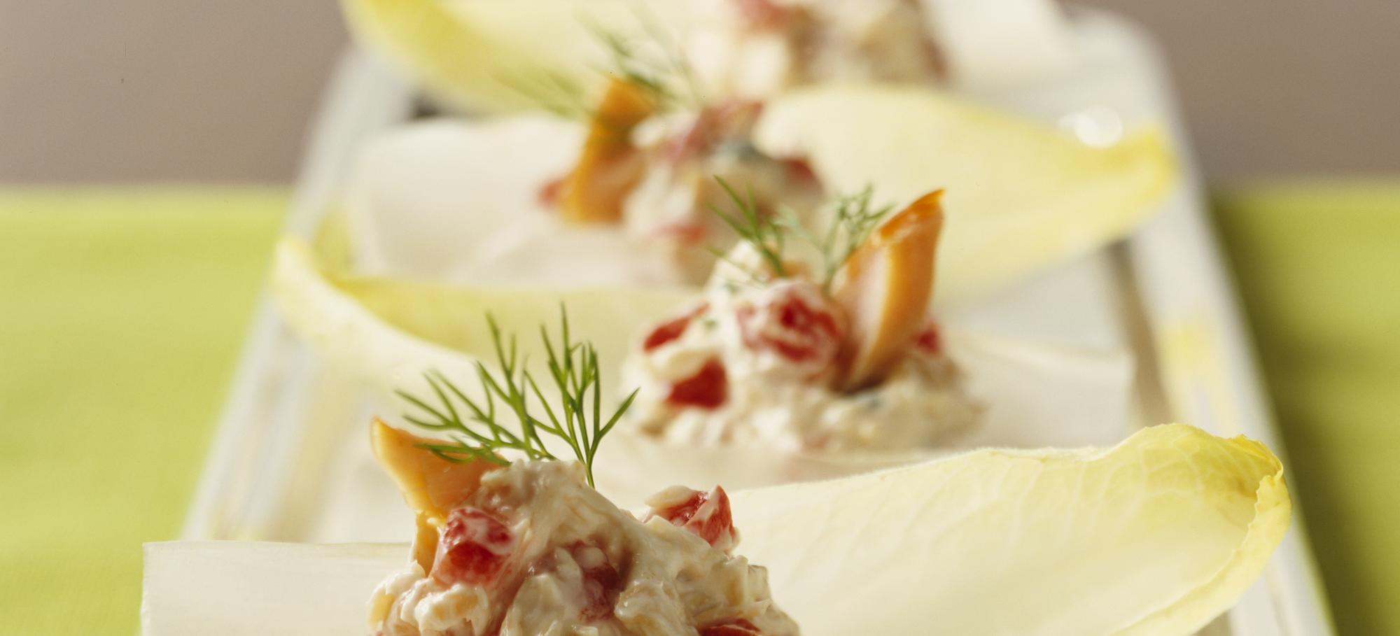 Feuilles d'endives aux rillettes de thon Feuilles d'endives aux rillettes de thon