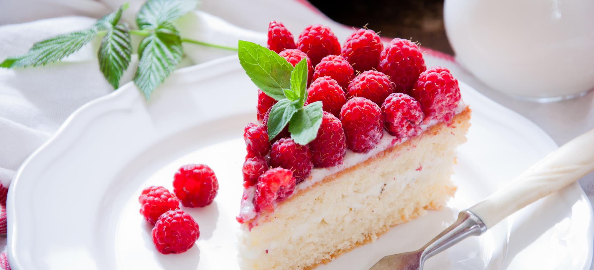 Recette de layer cake framboise et chocolat blanc