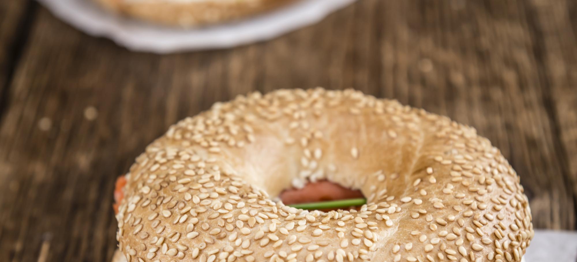 Sandwich saumon fumé, fêta et betterave Recette de sandwich saumon fumé, fêta et betterave