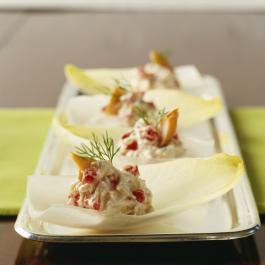Feuilles d'endives aux rillettes de thon