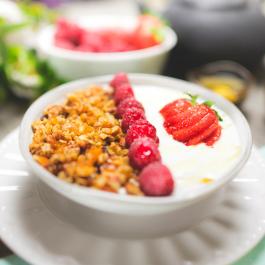 Mes Recettes granolas aux fruits frais & yaourt grec facile gourmand healthy diététique