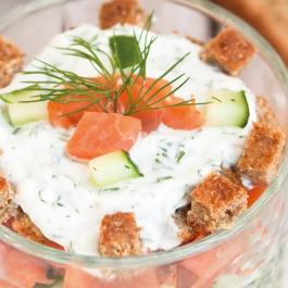 Mes Recettes facile express rapide image verrine fromage frais saumon concombre ciboulette