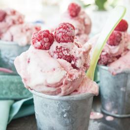 Yaourt glacé à la framboise