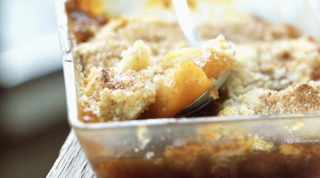 Crumble pommes et caramel beurre salé