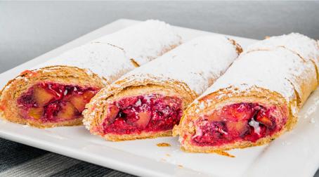 Nems aux framboises et chocolat blanc Mes recettes recette facile gourmande Nems aux framboises et chocolat blanc sucrés sucré Mes recettes recette facile gourmande