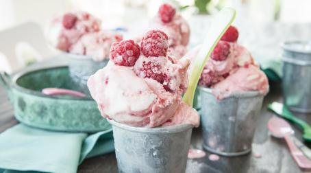 Yaourt glacé à la framboise